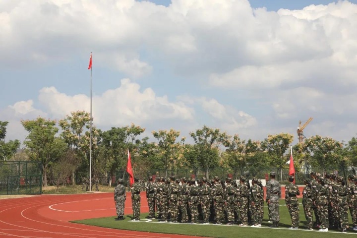 天地英雄气，千秋尚凛然——天元公学高中四部2021级高一新生国防教育研学活动风采展示