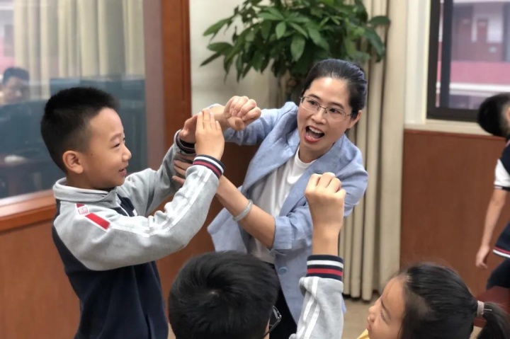 真诚沟通，携手育人——记天元公学小学部家长开放日活动