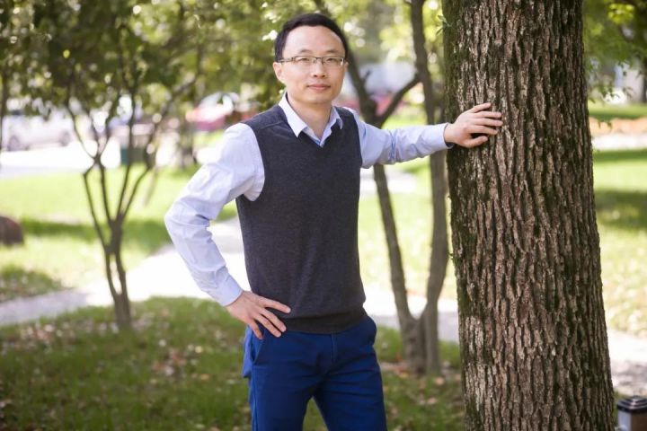 天元人物志丨任他风雪浩荡，做自己的三军之帅——高中部物理教师任浩军