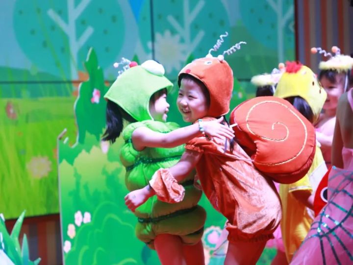 相约仲夏，尽显才艺——记天元公学幼儿园社团汇报活动