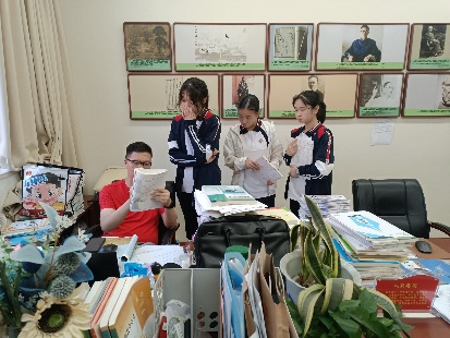 玉壶存冰心，朱笔写师魂——高中部教师节的特别祝福