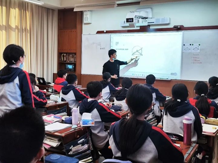 空间观念巧架构，深度学习促发展——天元公学初中部开展中考数学复习课教研活动