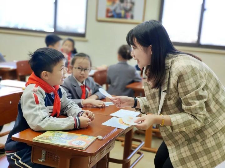 家校携手“云”相聚，同心共育促成长——记天元公学小学部家长开放日活动