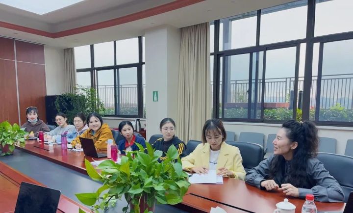 智慧碰撞，助力成长——天元公学幼儿园承办余杭区90学时培训活动