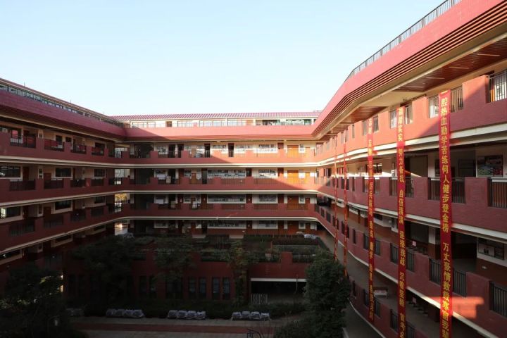 天元公学高中部参加余杭区普通高中课堂教学评比活动满载而归