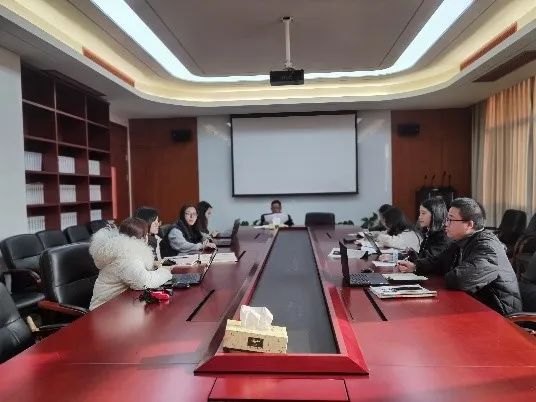 技术赋能，展望美好教育 ——记天元公学高中部信息技术应用能力提升工程2.0校本研修活动