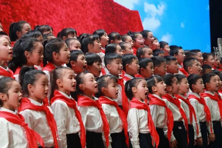启苑之声丨歌声悠扬，“乐”动童心——记天元公学小学部音巧乐合唱团
