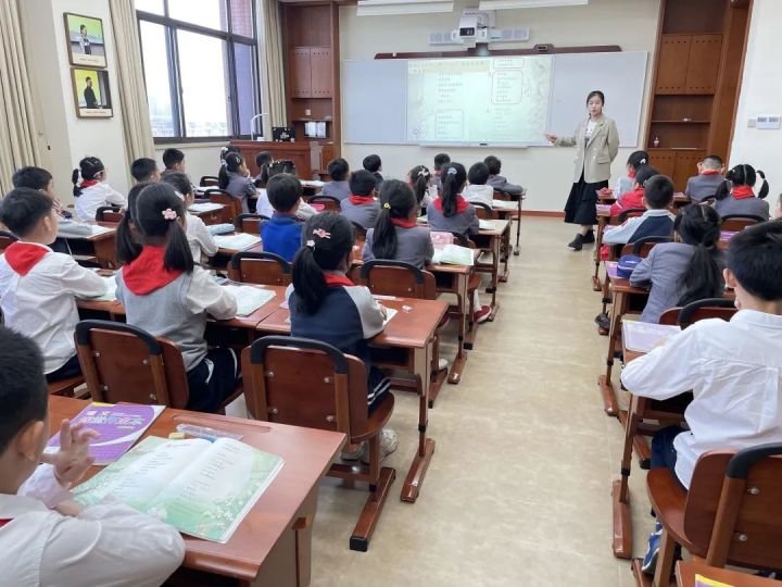 家校携手，智慧育人——记天元公学小学部一、二年级家长开放日活动