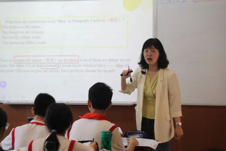 以讲促学，以评促思——记天元公学初中部名优教师、骨干教师试卷讲评课活动