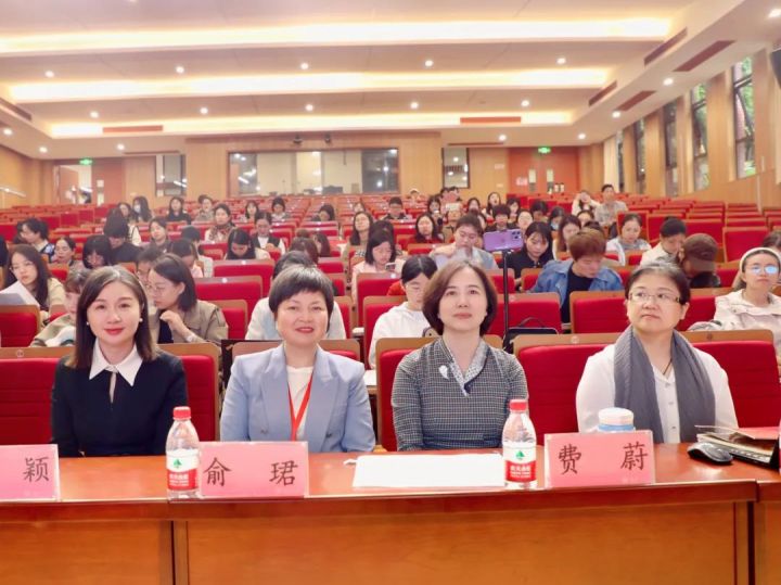 全省师训项目小学语文活动在我校举行