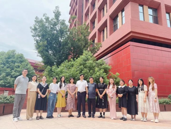 创设任务群教学，培养学科思维——记天元公学初中部王曜君语文名师工作室第三次活动