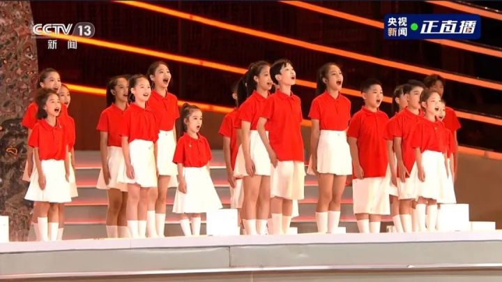 天元学子桑叶登上亚运会开幕式舞台！