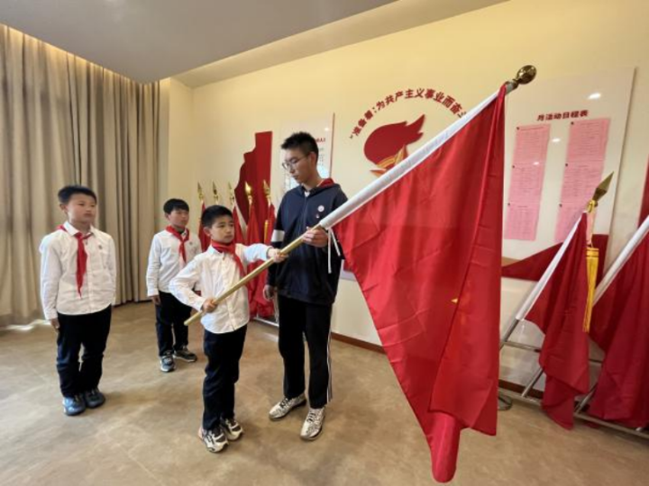 喜报丨我校少先队队室被评为杭州市第七届少先队“示范队室”