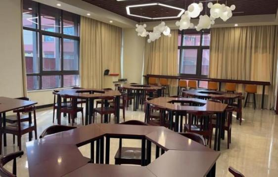 天元公学心理健康教育中心被评为“杭州市心理辅导优秀站”