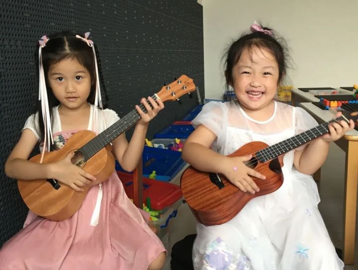 元宝玩六艺，成长∞｜天元公学幼儿园开设六艺社团之尤克里里