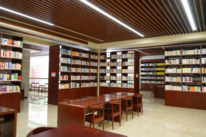 “心”有所“暑”——天元公学心理健康教育中心假期温馨提醒