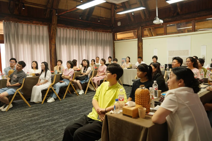 智慧碰撞，共绘蓝图——天元公学小学部教研主创团队开展暑期研修活动