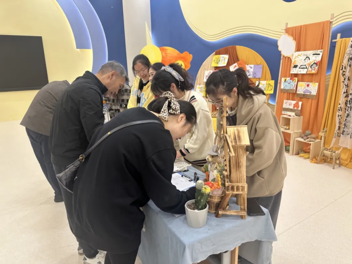 携手共筑，教育同行——记天元公学西站校区幼儿园家长会暨家长学校活动