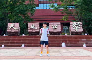 天元学子说丨初中部学生关杭：用舞台诠释梦想的街舞少年