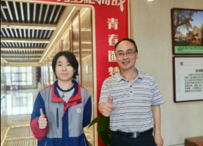 天元人物志 | 执史明灯，照见古今——美术部历史教师张清宏