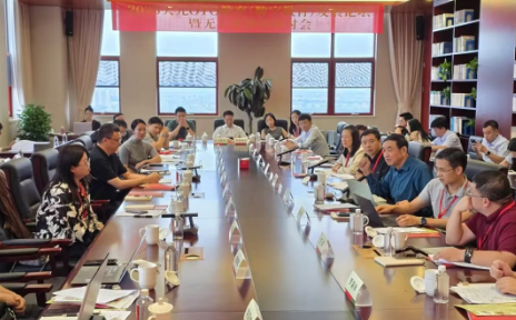 教育探索丨我校举办“天元教育论坛・2025”之天元OTO教育（数字教育）发展论坛暨无人机教育研讨会