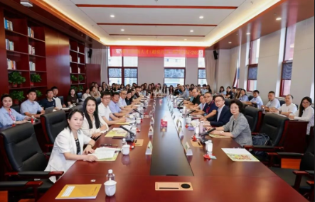 教育探索丨我校举办“天元教育论坛・2025”之拔尖创新人才（超常儿童）教育分论坛