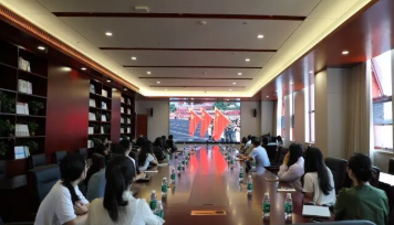 今天，致敬伟大胜利！——天元师生共同收看纪念抗战胜利80周年大会