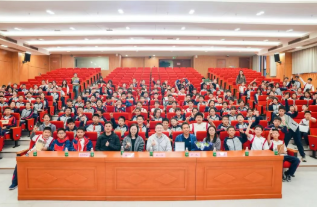 揭秘血管里的“超级英雄”，天元初中学子玩转前沿生物课