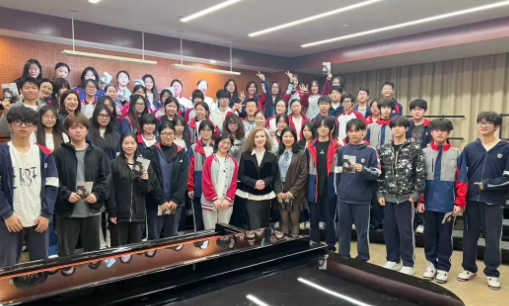 走近大师 | 俄罗斯钢琴家瓦尔瓦拉·库图佐娃走进天元公学