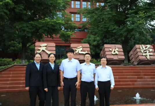 天元人物志 | 数学教研组：执画笔亦悟数理，探几何更见美学
