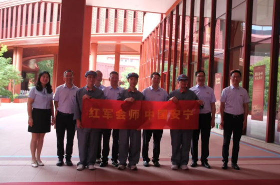 校园变身“微型长征路”！开学典礼上天元师生沉浸式重温峥嵘岁月